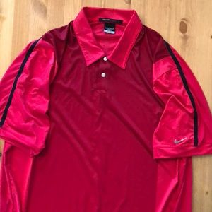 Nike Tiger Woods Collection Sunday Red.